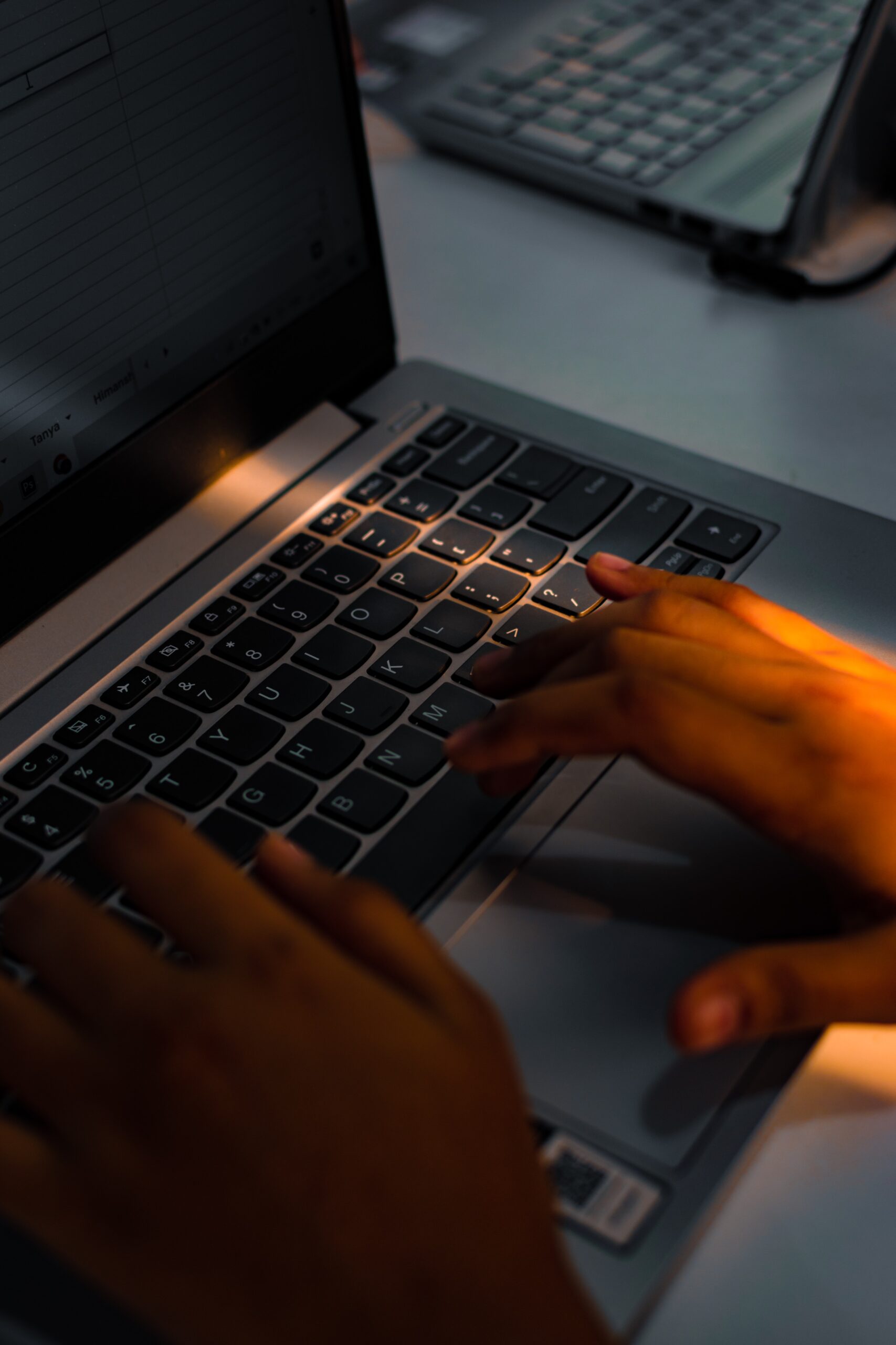 asistentes y agentes telefónicos especializados asistentes y agentes telefónicos especializados
